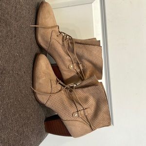 Suede tan booties new with tags
